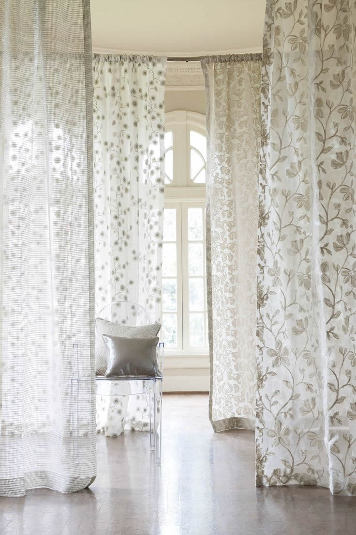 Curtains, draperies and valances